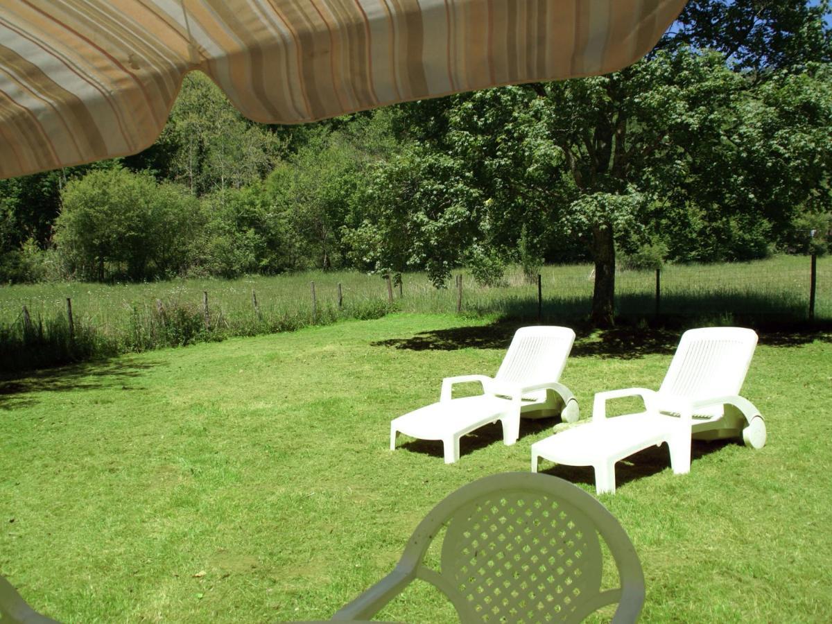 Cosy Holiday Home In Lantheuil With Garden Villefranche-du-Perigord Exterior photo