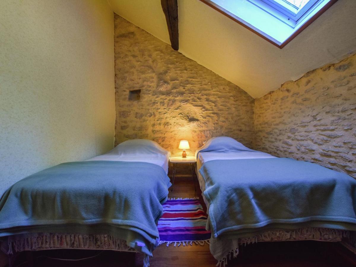 Cosy Holiday Home In Lantheuil With Garden Villefranche-du-Perigord Exterior photo