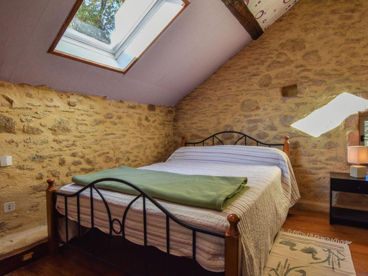 Cosy Holiday Home In Lantheuil With Garden Villefranche-du-Perigord Exterior photo