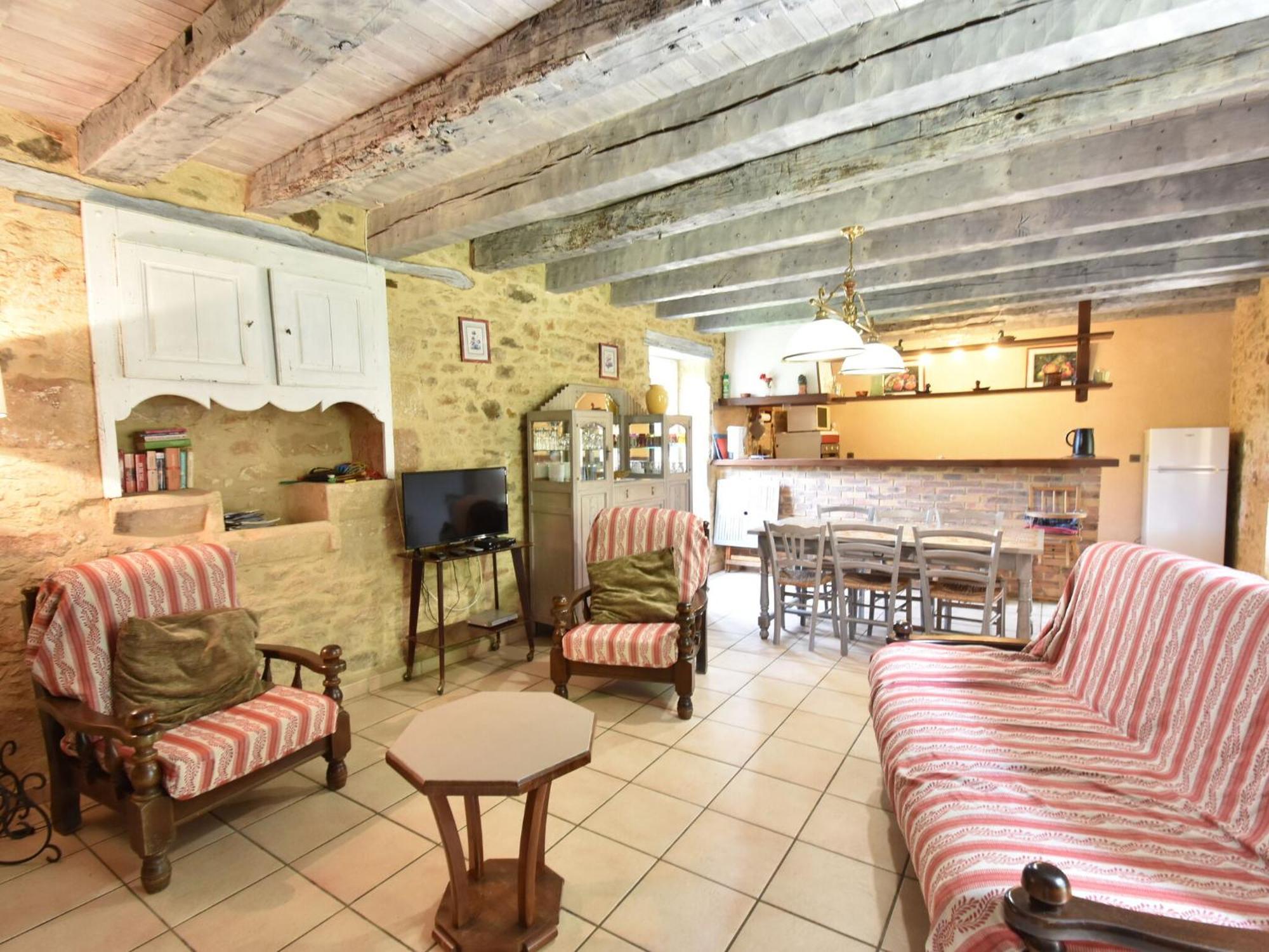 Cosy Holiday Home In Lantheuil With Garden Villefranche-du-Perigord Exterior photo