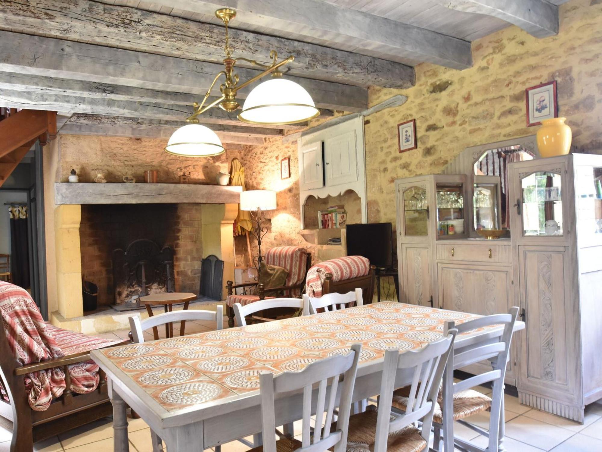 Cosy Holiday Home In Lantheuil With Garden Villefranche-du-Perigord Exterior photo