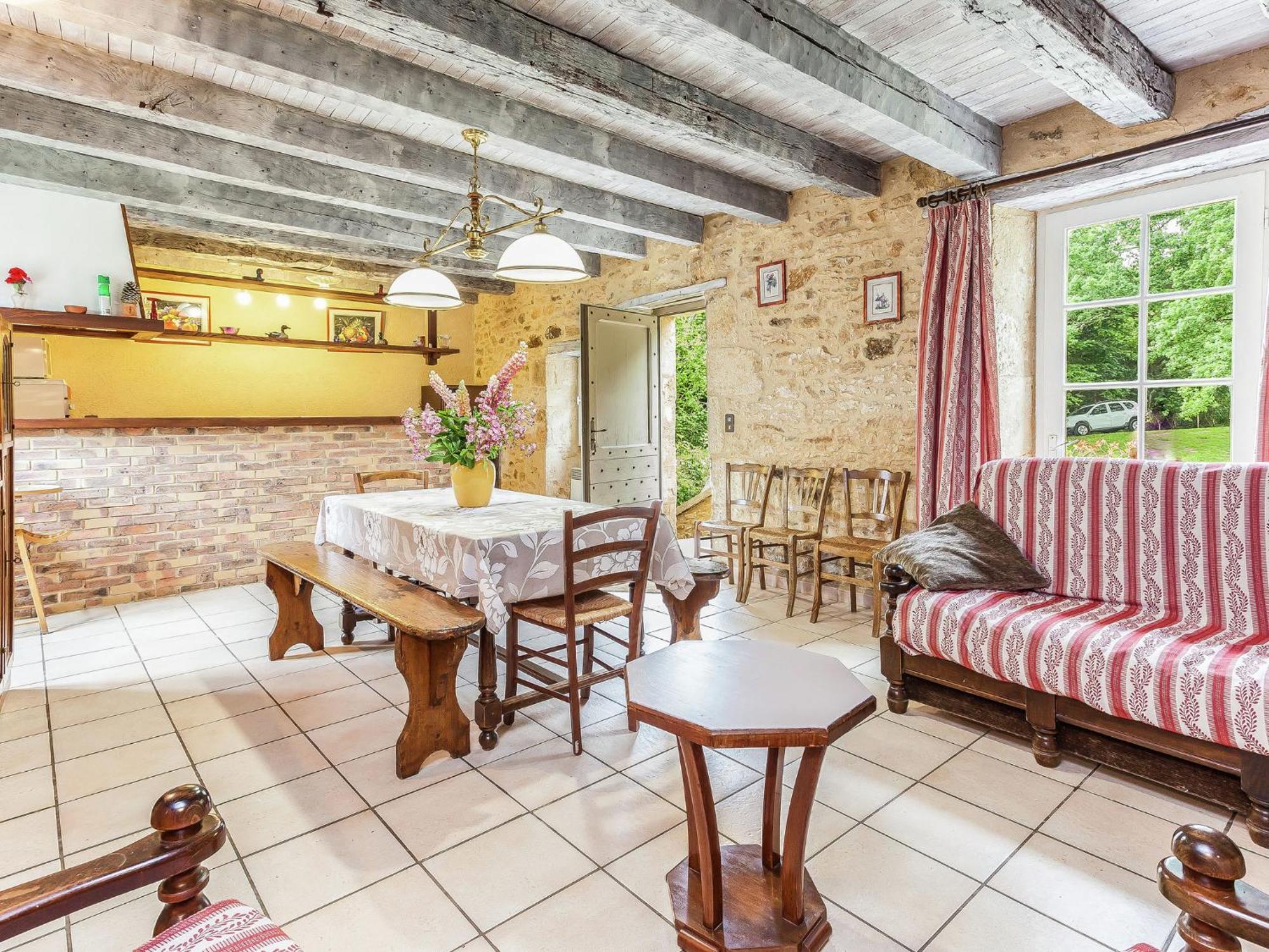 Cosy Holiday Home In Lantheuil With Garden Villefranche-du-Perigord Exterior photo